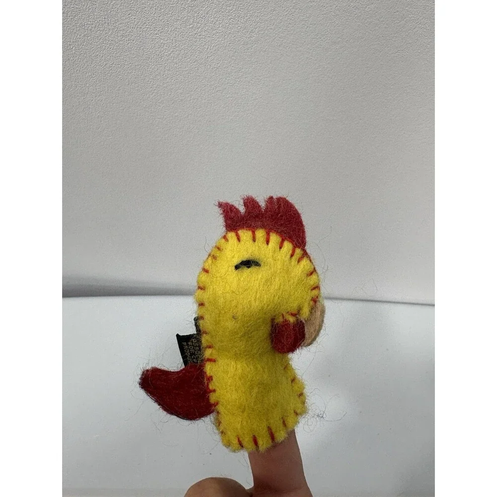 Rachel MacHenry for Samii Artisan Wool/Cotton Finger Puppet